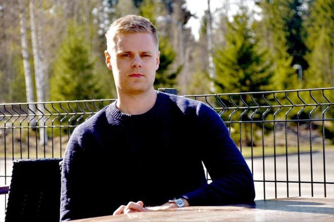 Jaron kannattajan Petter Brunellin mukaan seuran faniporukalla on hyvä maine muualla Suomessa. KUVA: TAPIO LEHTINEN