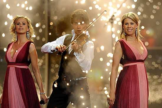 Norjan Alexander Rybak voitti Eurovision laulukilpailun kappaleellaan Fairytale.