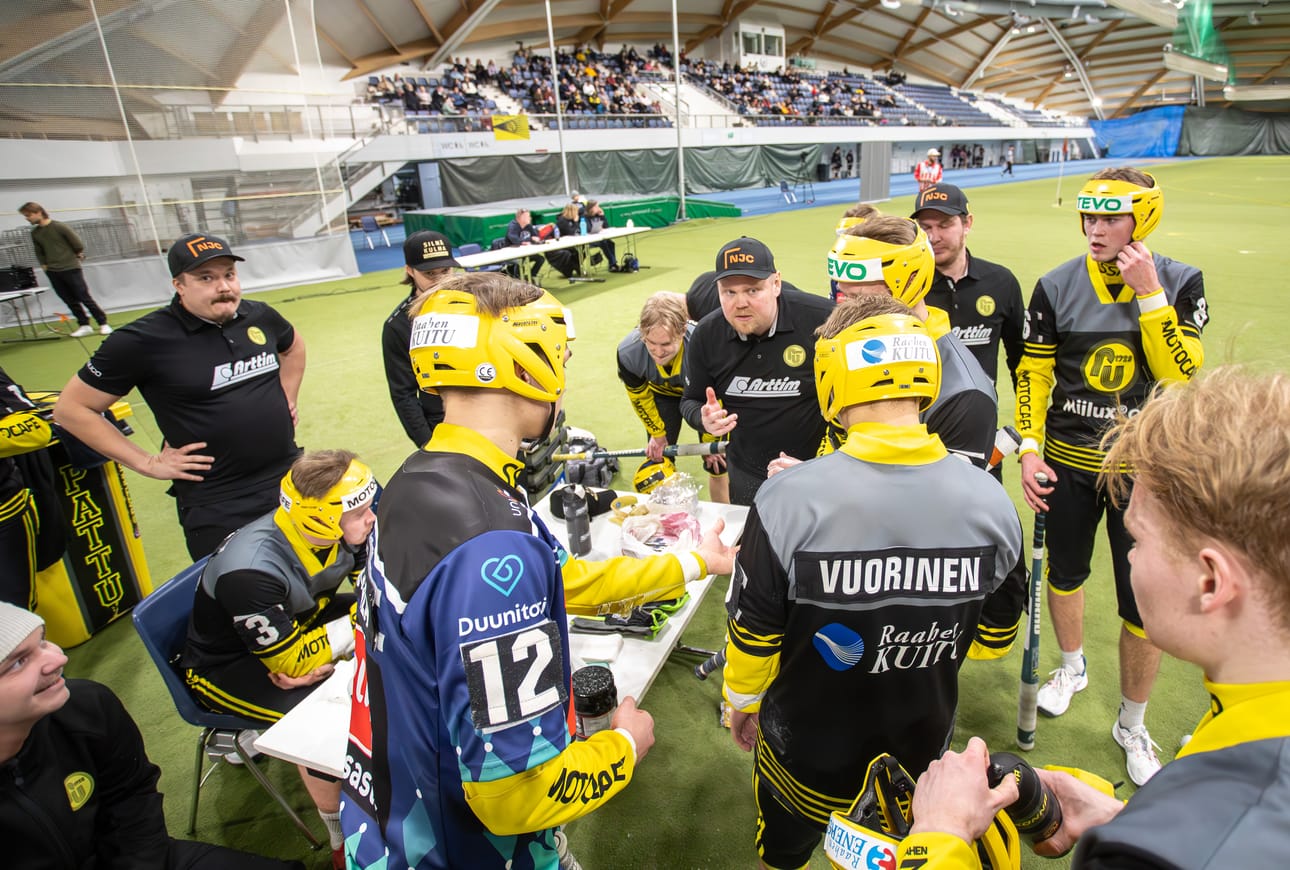 Perttu Westersund lietsoi joukkueensa lauantaina hyvään vireeseen Talvisuperin ottelussa Joensuun Mailaa vastaan.