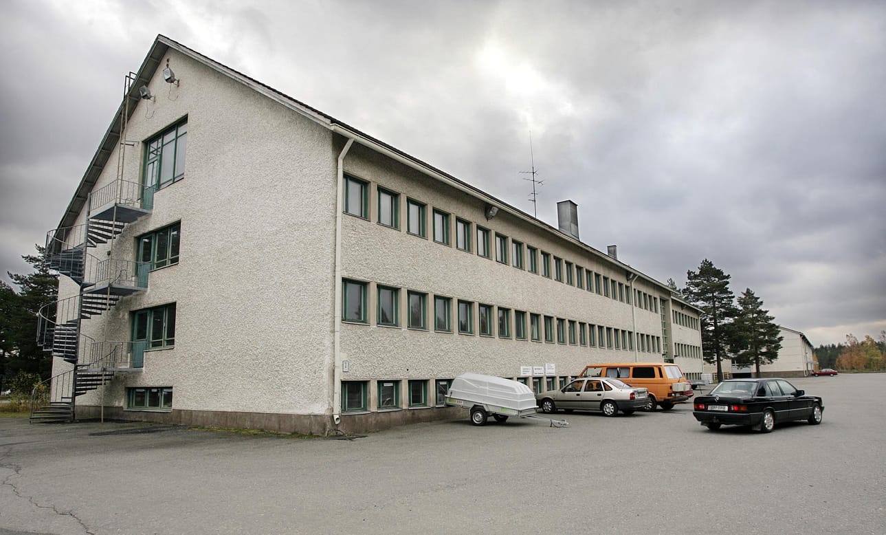 Hiukkavaaran kasarmialue Oulussa on yksi mahdollinen järjestelykeskuksen sijoituspaikka.