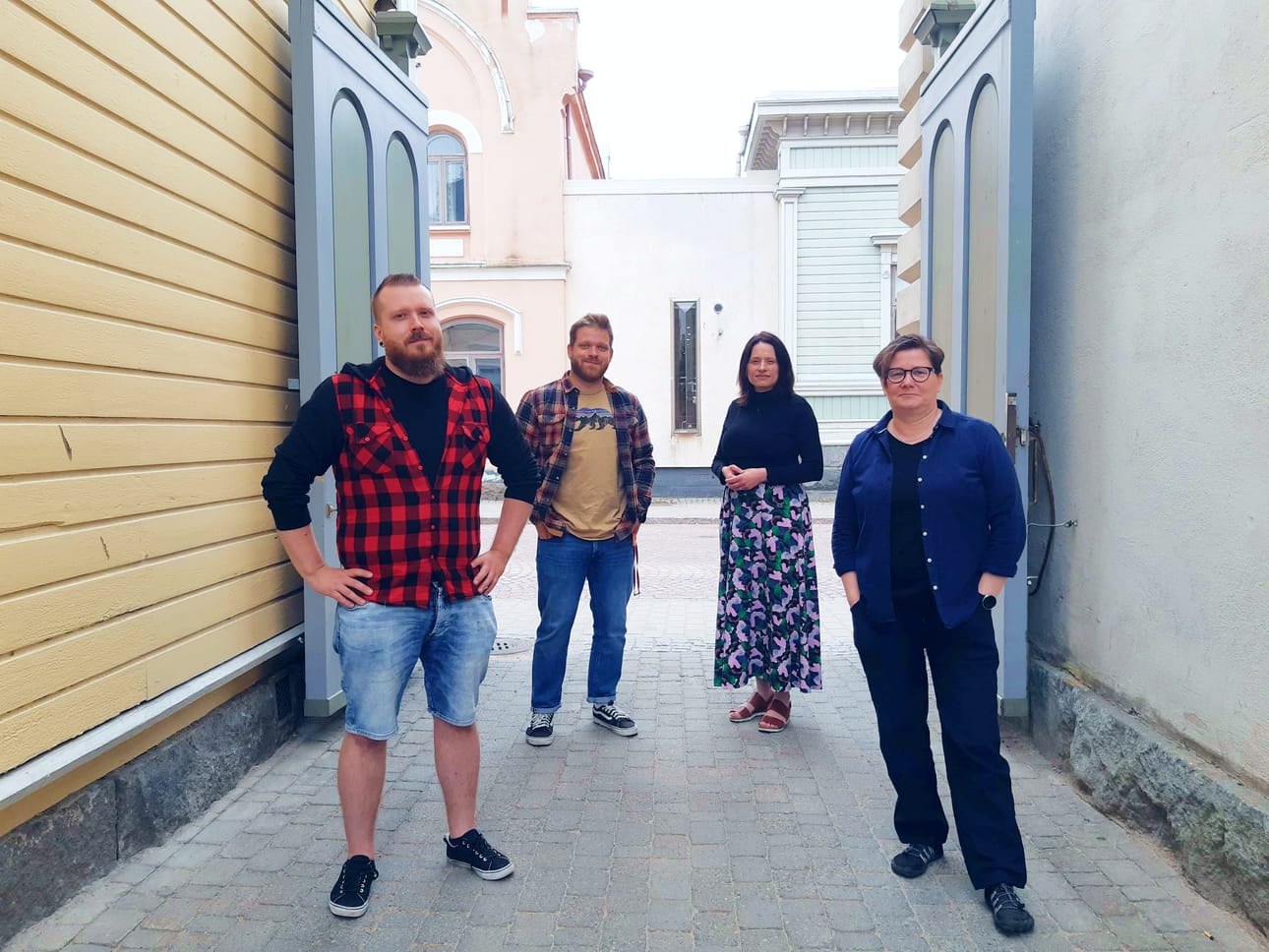 Nopsa-tiimiin kuuluvat projektikoordinaattori ja psykiatrinen sairaanhoitaja Joni Saarela, nuoriso-ohjaaja Niilo Väärni, terveydenhoitaja Mervi Pirkola sekä koulukuraattori Sirpa Poussu.