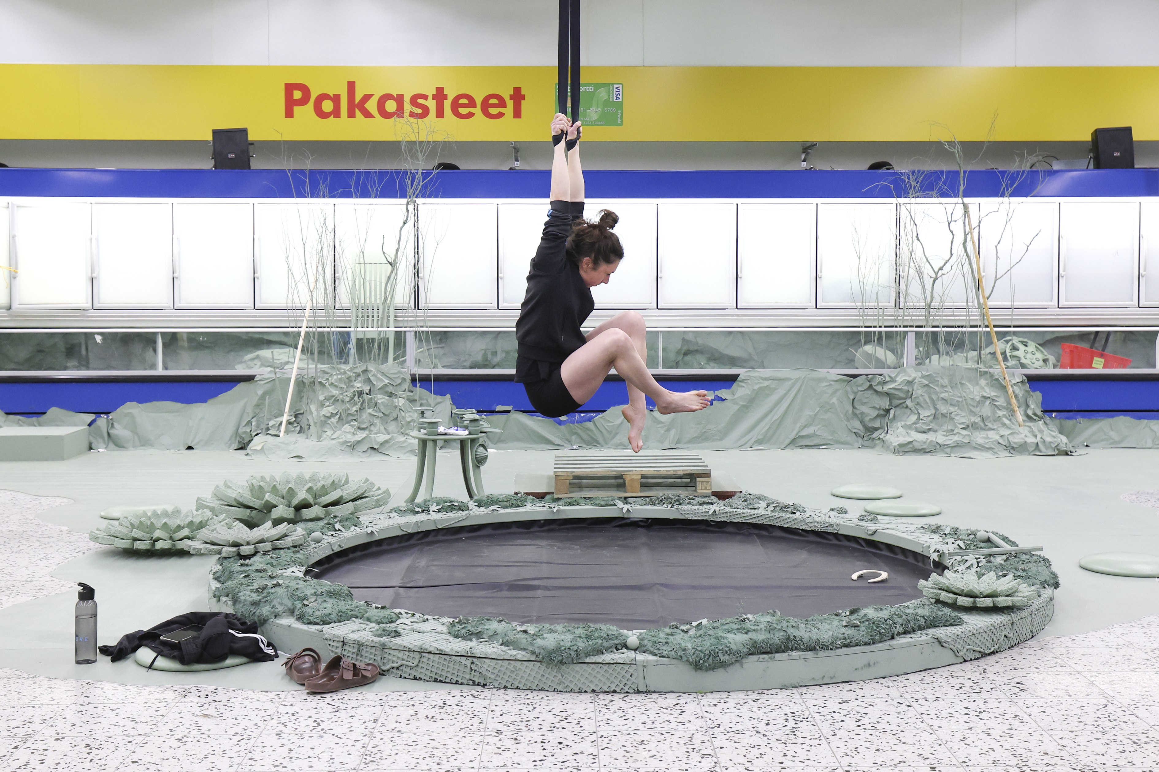 Tyhjä liiketila värjäytyi vihreäksi – Raksilan market alkaa elää Faravidin maana