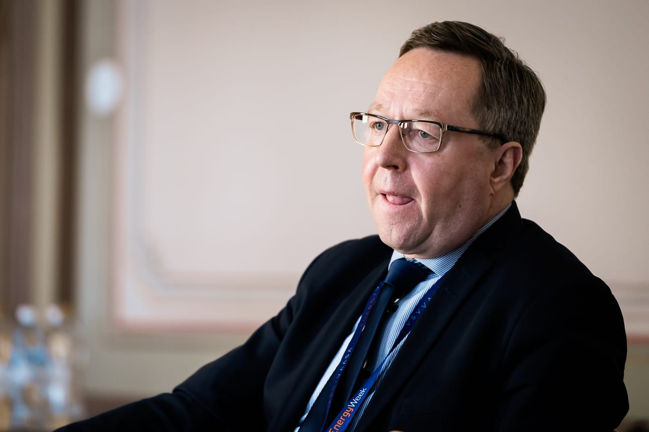 Elinkeinoministeri Mika Lintilä vieraili Vaasassa maanantaina.