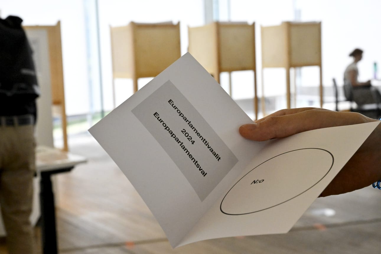Suomalaisten äänestysinto nousi viime EU-vaalien ennakkoäänestyksestä. LEHTIKUVA / MARKKU ULANDER
