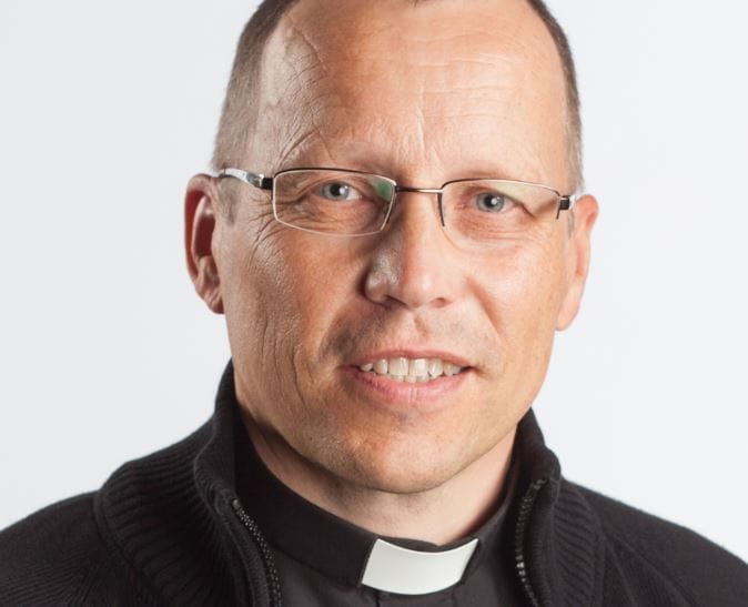 Kari Lauri on Kalajoen seurakunnan 31. kirkkoherra. Maanantai-iltana 3.2. päättyneessä kirkkoherranvaalissa Jalasjärven kirkkoherra Kari Lauri sai 1434 ääntä.