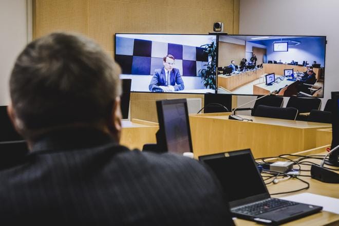 Kittilä-käräjillä oli vuorossa asianomistajan, kunnanjohtaja Anna Mäkelän loppulausunto. Sen esitti videoteitse Mäkelän asianajaja John-Henrik Spåre. KUVA: Anssi Jokiranta