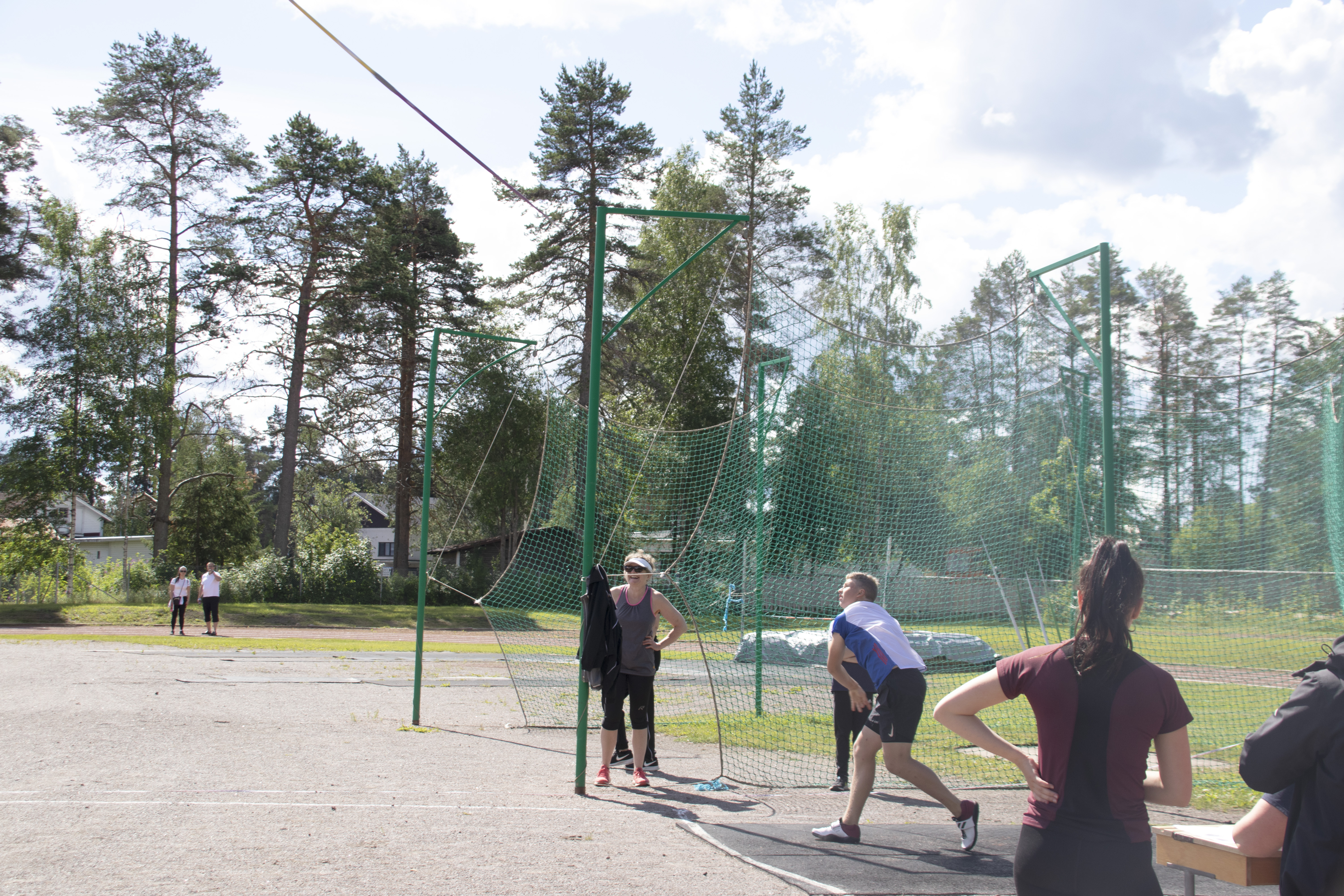 Jyväskylän Kenttäurheilijoita edustavan Valtteri Paksuniemen keihäskaari kantoi pisimmillään  34,27 metriin 13-vuotiaiden sarjassa.