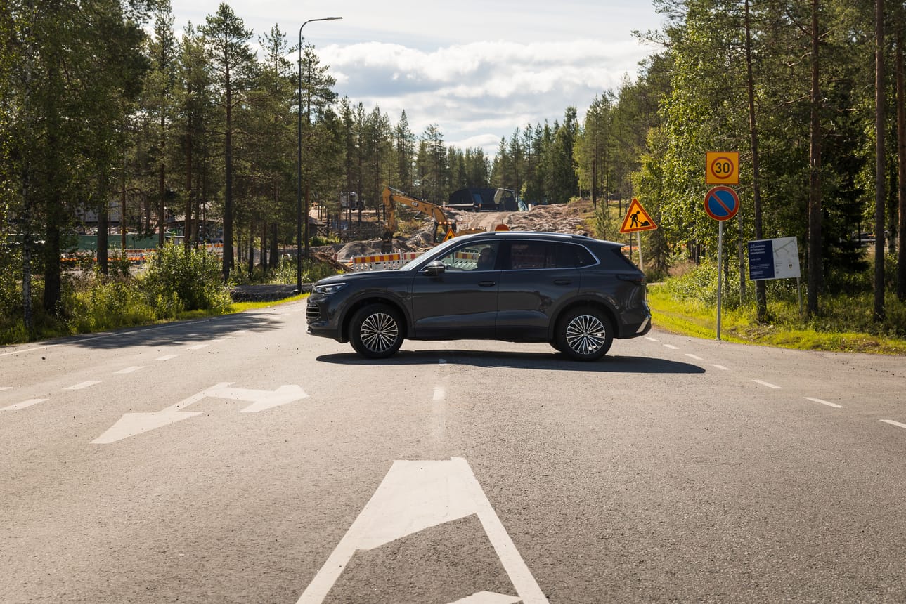 Usea autoilija teki perjantaina aamupäivällä U-käännöksen Pukinpolulla, kun luuli ajaneensa umpikujaan. Pukinpolulta pääsisi kuitenkin kääntymään Pajakylän pysäköintialueelle juuri ennen tietyömaata.