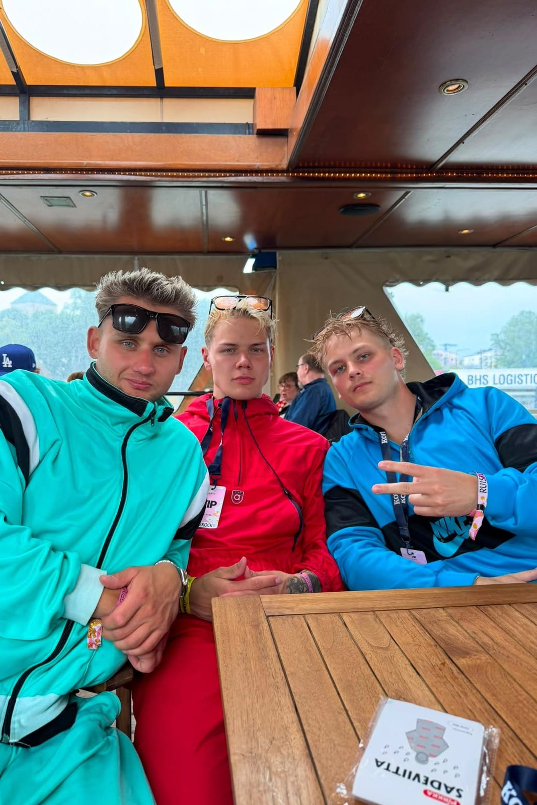Olle Sälpäkivi, Otto Manninen ja Jaakko Jokinen esiintyvät syysmessuilla.