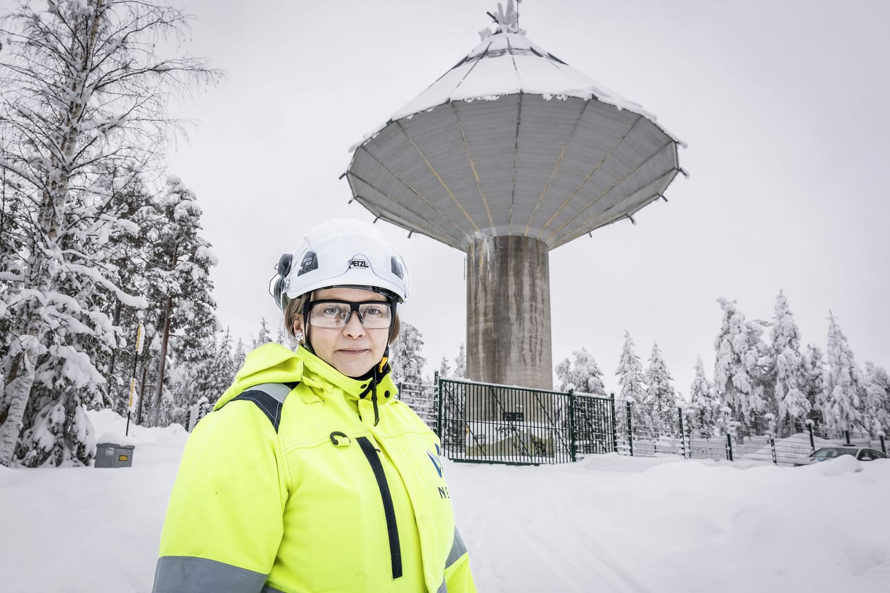Neven vesiliiketoiminnan johtajan Satu Pekkalan mukaan vesitornin avoimena pitäminen on turvallisuusriski.