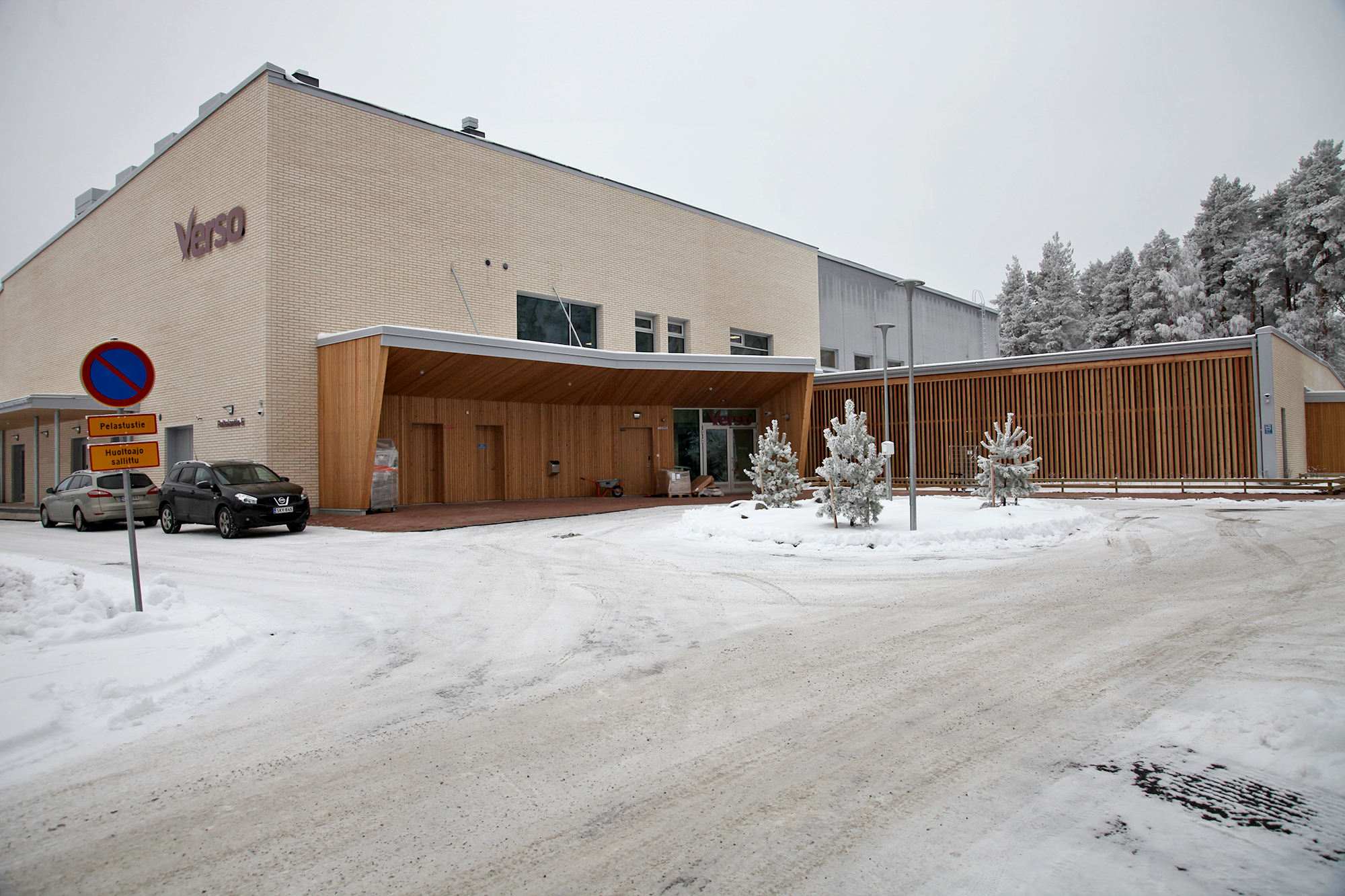 Osaamiskeskuksessa on 4 200 neliötä. Ympärivuorokautiseen osastokuntoutukseen on 30 paikkaa, eli yksiötä, jossa jokaisessa on oma pesuhuone ja käynti terassille. 
