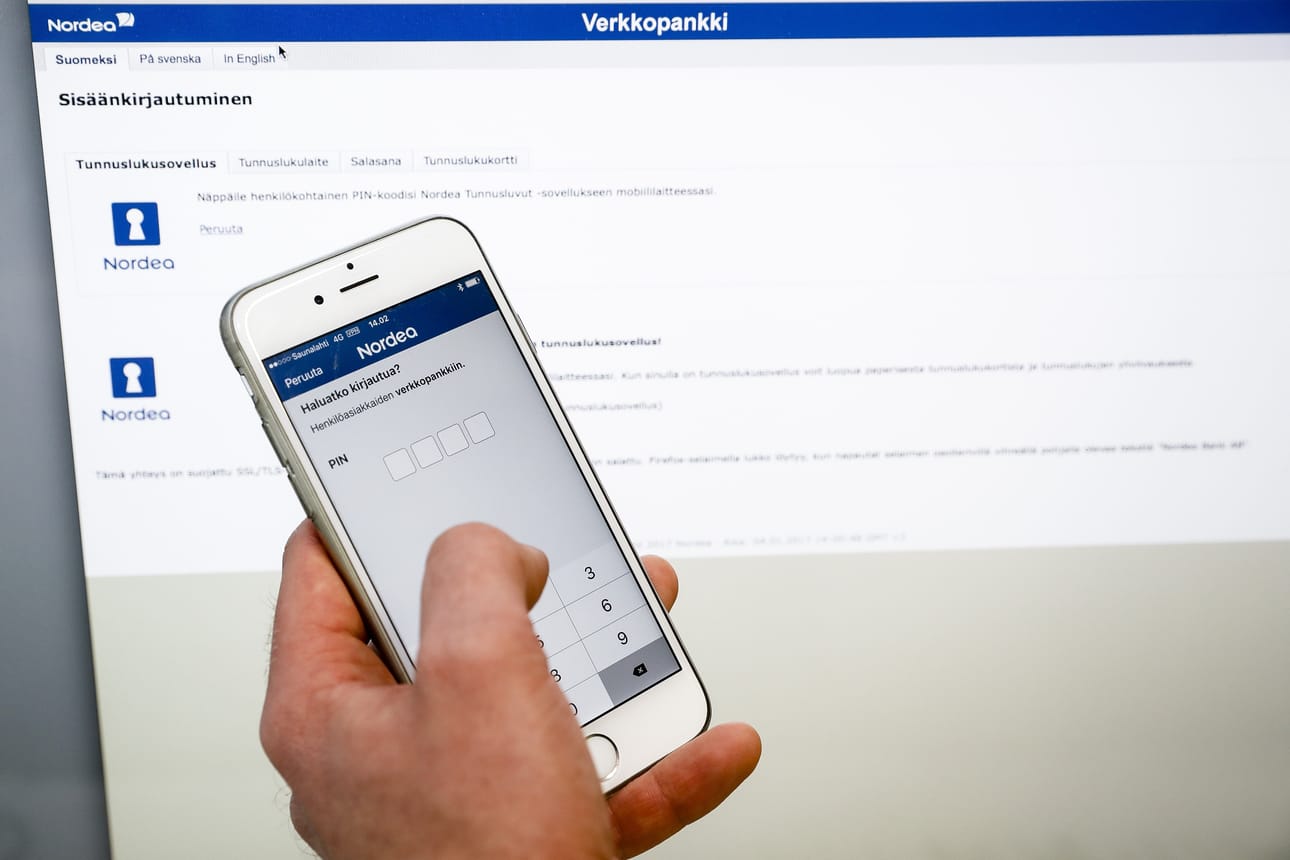 Nordea kehottaa asiakkaita käyttämään mobiilipankkia verkkopankin sijaan.