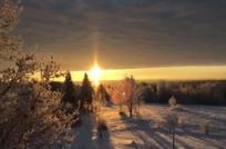 Aurinko nousee