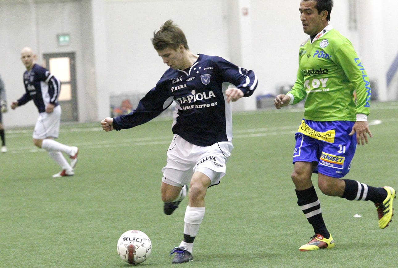 Matias Ojalan vasemman nilkan sisäpuolen ulommainen nivelside on repeytynyt. Keskikenttäpelaaja joutuu huilaamaan 4–6 viikkoa.