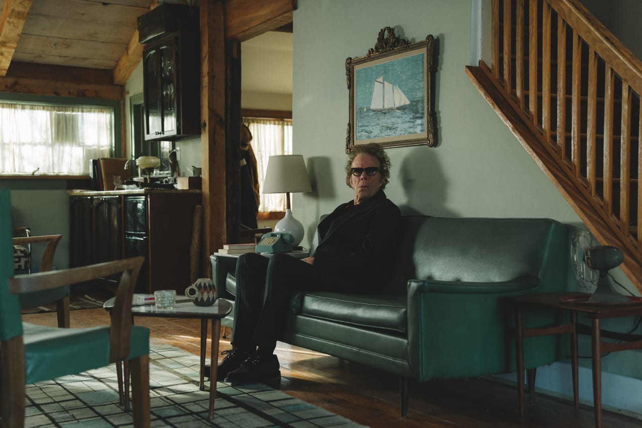 Tom Waits on yksi Father Mother Sister Brother -antologian näyttelijöistä.