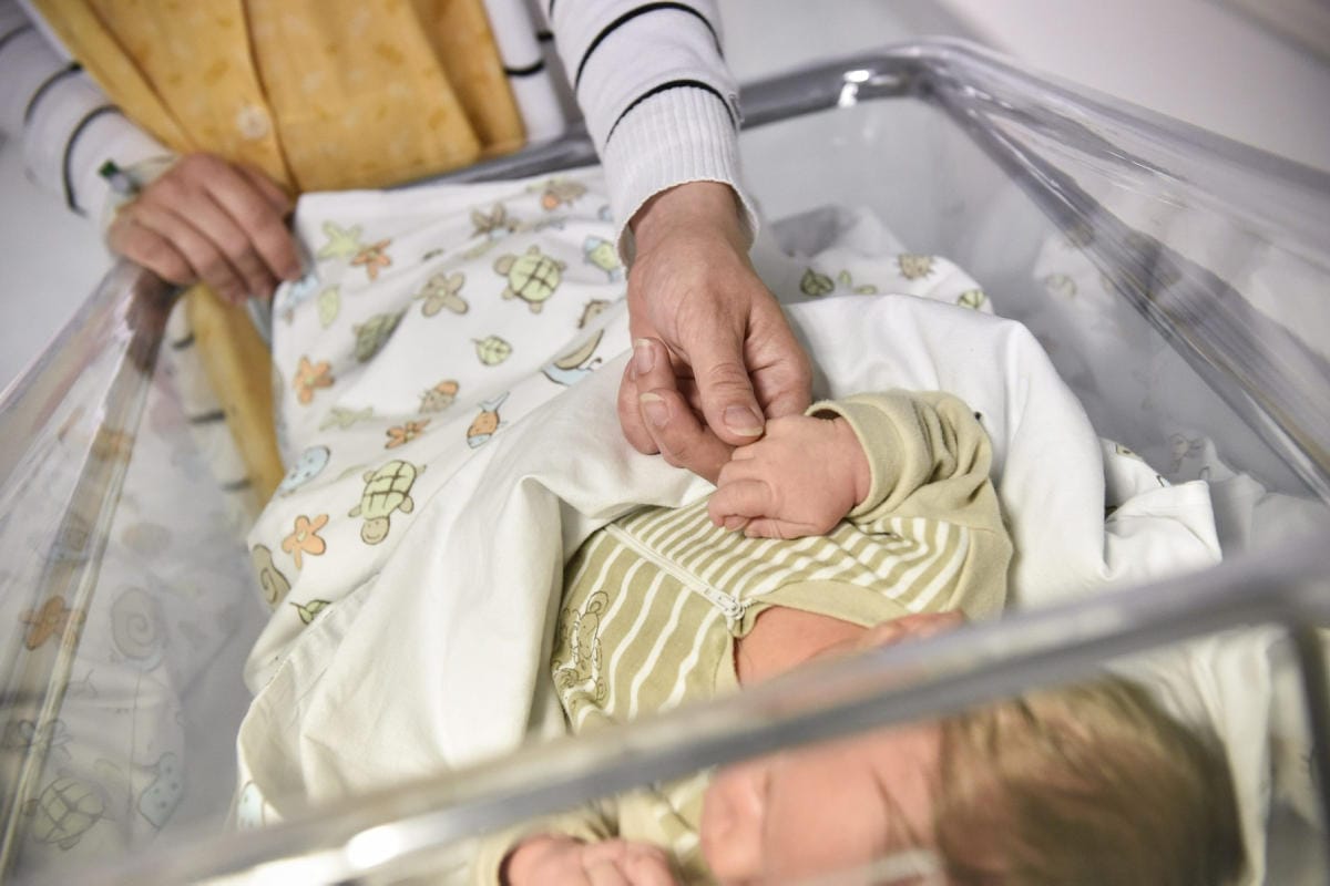 Pari vuotta kestänyt syntyvyyden nousu ei Tilastokeskuksen mukaan näytä enää jatkuvan. LEHTIKUVA / Emmi Korhonen