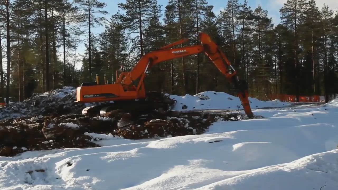 Louhinta- ja räjäytystyöt Kiveliöntien katutyömaalla
