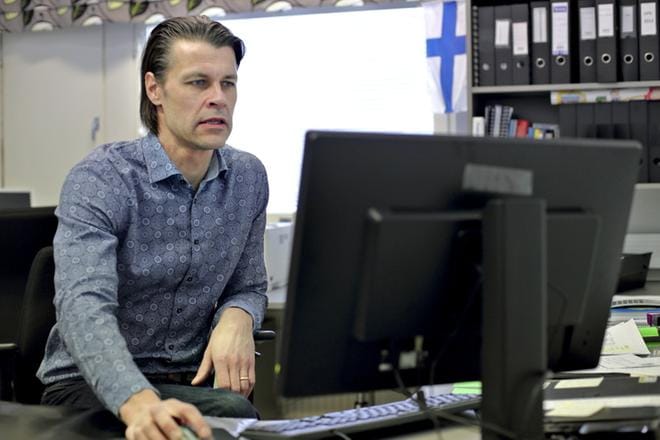 Seinäjoen kaupunginhallituksen puheenjohtaja Pasi Kivisaari muistuttaa, että Oulun ja Riikan matkan ykkösprioriteetti oli kaupunkistrategian laadinta, joka on kaupungin keskeisin asiakirja. KUVA: Heikki Hakanen