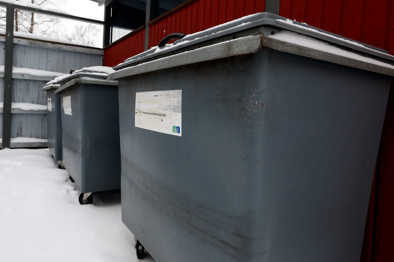 Raahelaiset maksavat jätteidensä käsittelystä eniten Suomessa. Kiinteistöliiton Indeksitalo-selvityksessä oli mukana 59 kaupunkia ja kuntaa.