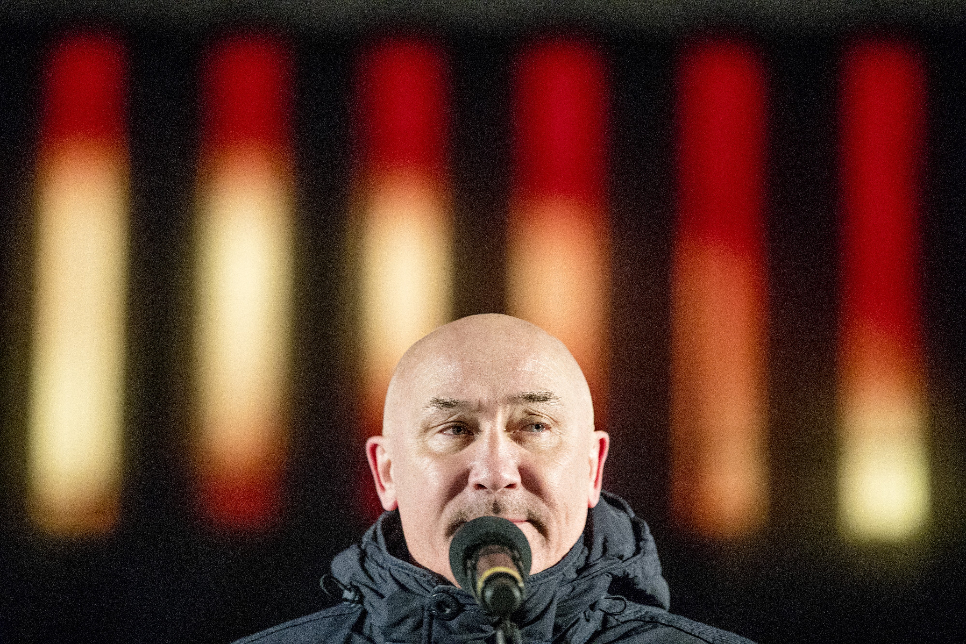 Oulun kaupunginvaltuuston puheenjohtaja Juha Hänninen (kok.) syyllistää tilanteesta suoraan maahanmuuttopolitiikan. Arkistokuva.