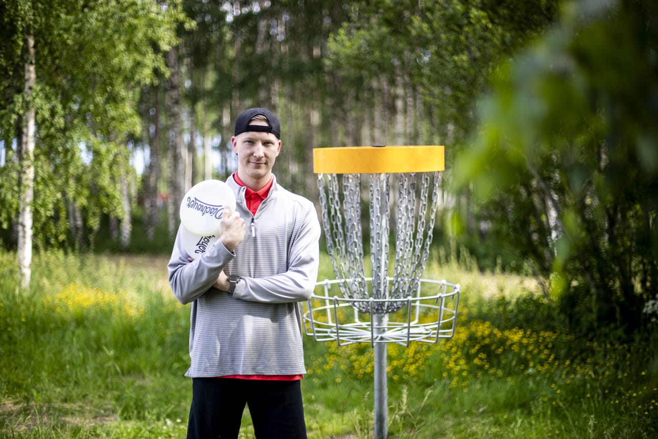 Ville Kankaanpää osallistuu ainoana pohjalaisheittäjänä Nokialla järjestettävään European Open -kisaan, jossa kauhavalaista vastaan asettuvat maailman parhaat frisbeegolfaajat.