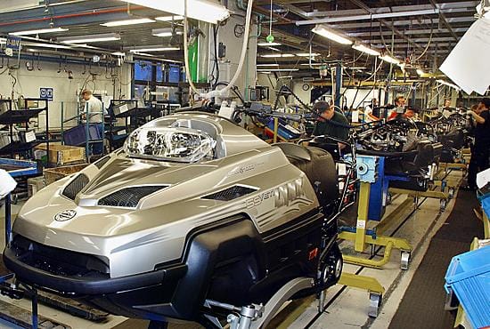 Bombardierin kelkkatehdas laajentaa Rovaniemellä.