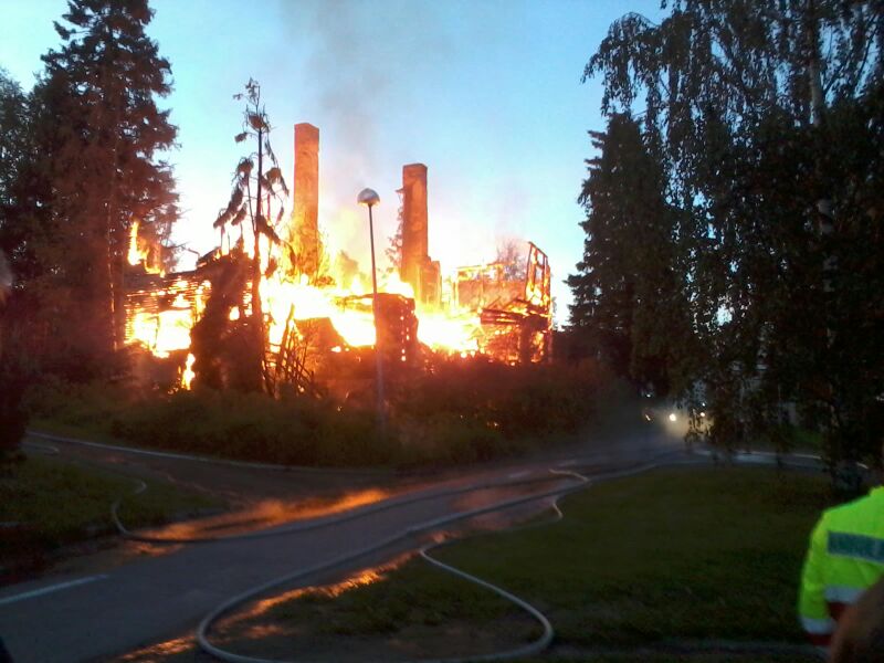 Härön talo tuhoutui Haapavedellä sunnuntain ja maanantain välisenä yönä.