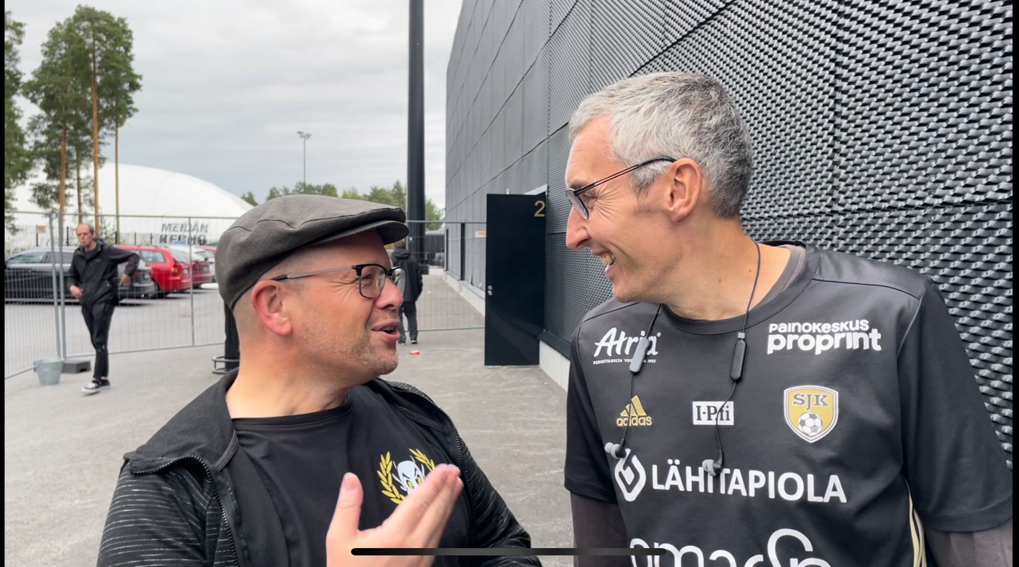 Brittifanit puhuvat SJK:n futiksesta joka ottelun jälkeen – uuden podin seuraava jakso käsittelee "tulikuumaa" derbyä