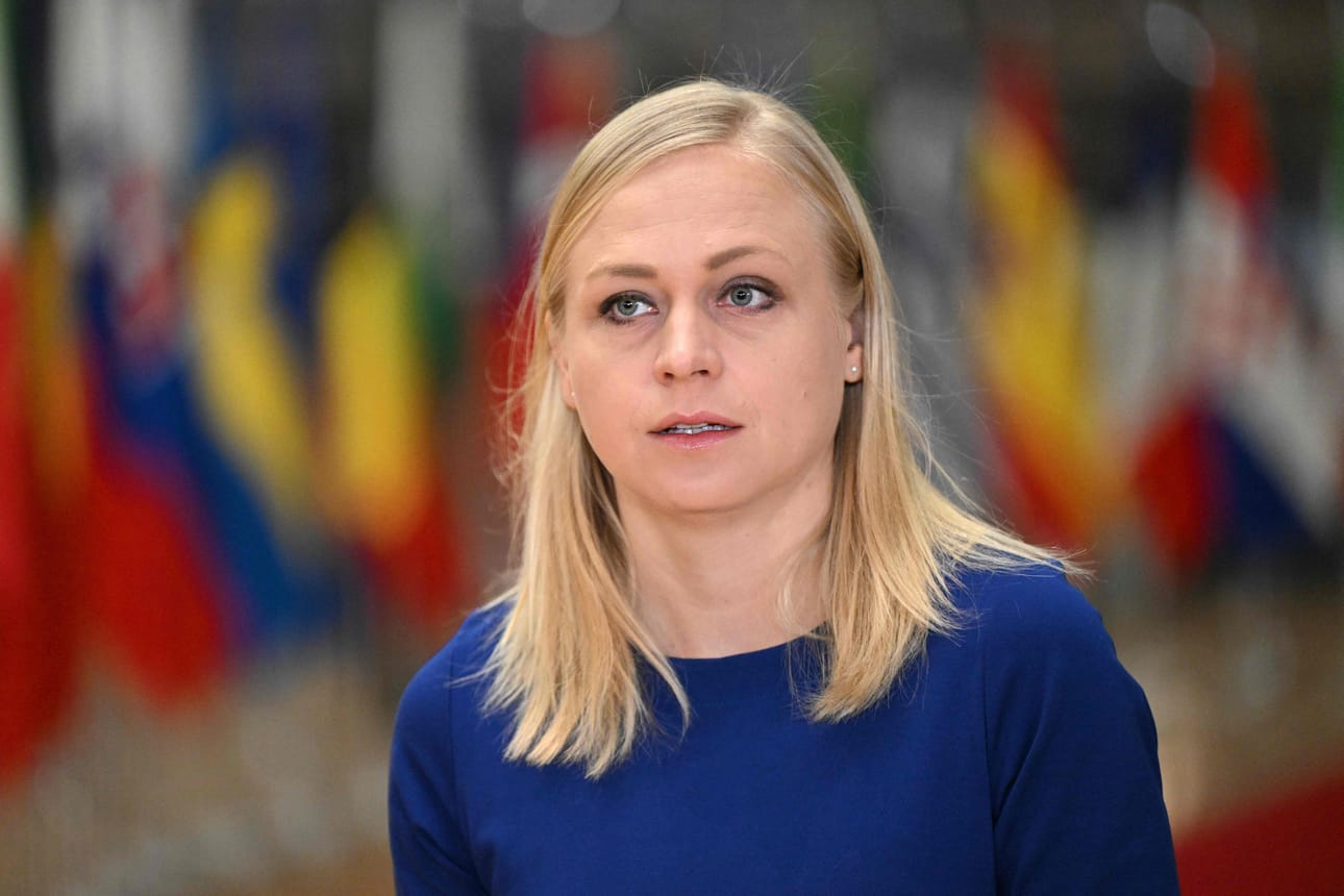 Ulkoministeri Elina Valkonen muistuttaa, että Lähi-idän kriisiytyneestä tilanteesta huolimatta huomiota ei saa kadottaa Venäjän hyökkäyssodan todellisuudelta.