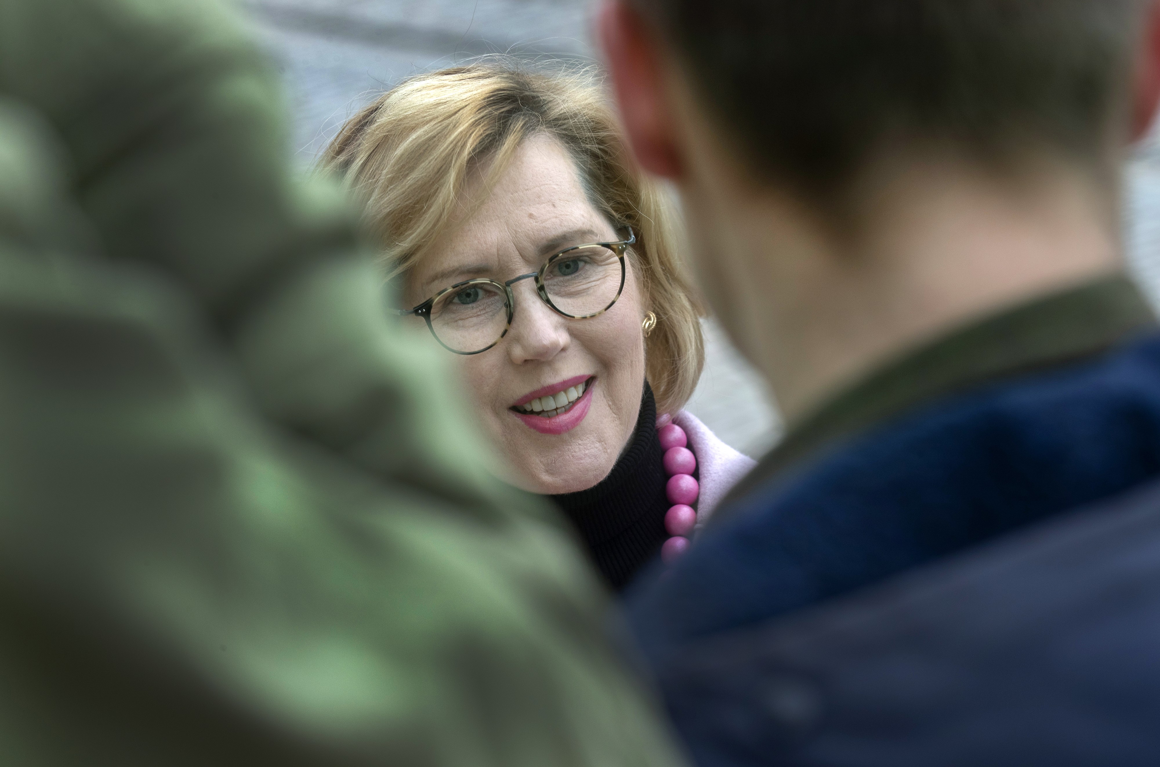 "There are about 9,600 companies in the sector, and the combined turnover is more than four billion euros" says Minister of Labour