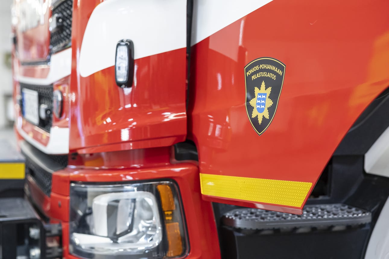 Pelastuslaitoksen yksiköille ei ollut varsinaista pelastustehtävää Kuusamon Pienellä Helilammella. Kuvituskuva.