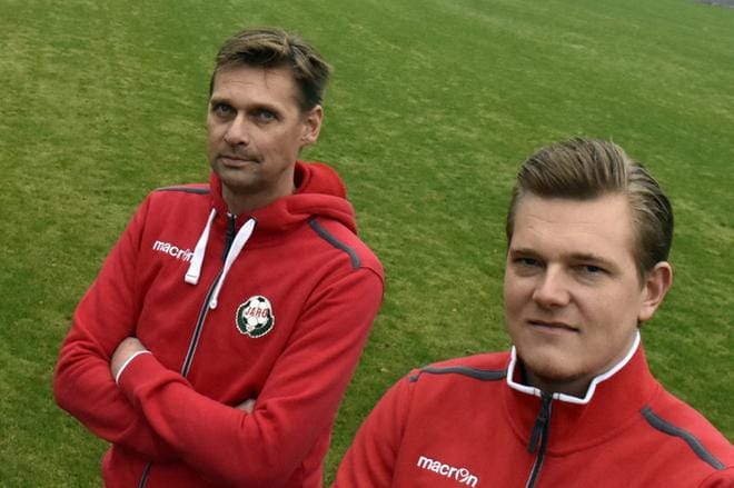 Niklas Käcko ja Jonas Portin luotsaavat jalkapallon ykkösessä pelaavaa Jaroa. KUVA: TAPIO LEHTINEN