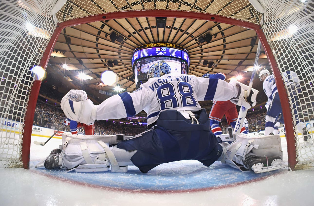 Tampa Bay Lightning kaatoi New York Rangersin 5–1. Kuvassa Tampa Bayn maalivahti Andrei Vasilevski. LEHTIKUVA/AFP