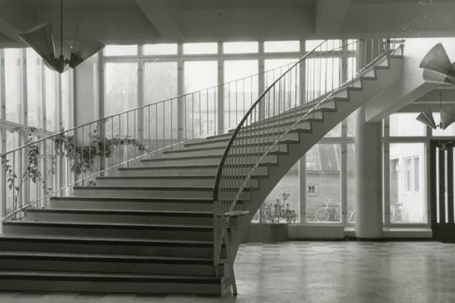 Maakuntatalo edustaa Seinäjoella harvinaistuvaa 50-luvun arkkitehtuuria. KUVA: ETELÄ-POHJANMAAN MAAKUNTAMUSEO