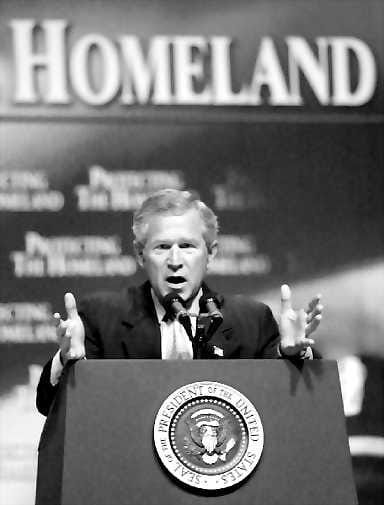 Presidentti George W. Bushiin kohdistuu epäilyksiä taloudellisista väärinkäytöksistä.