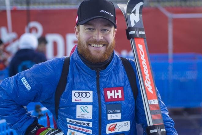 Samu Torsti kilpailee sunnuntaina suurpujottelun maailmancupin kilpailussa Italian Alta Badiassa. Lauantaina illansuussa Torstia epäilytti sunnuntain sääennuste. KUVA: SKI SPORT FINLAND / ALPPIHIIHDON KUVAPANKKI