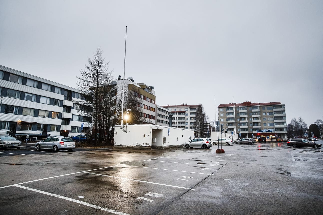 Valtakadulla sijaitsee väestönsuoja, eikä se soveltunut ikäihmisten kortteliksi.