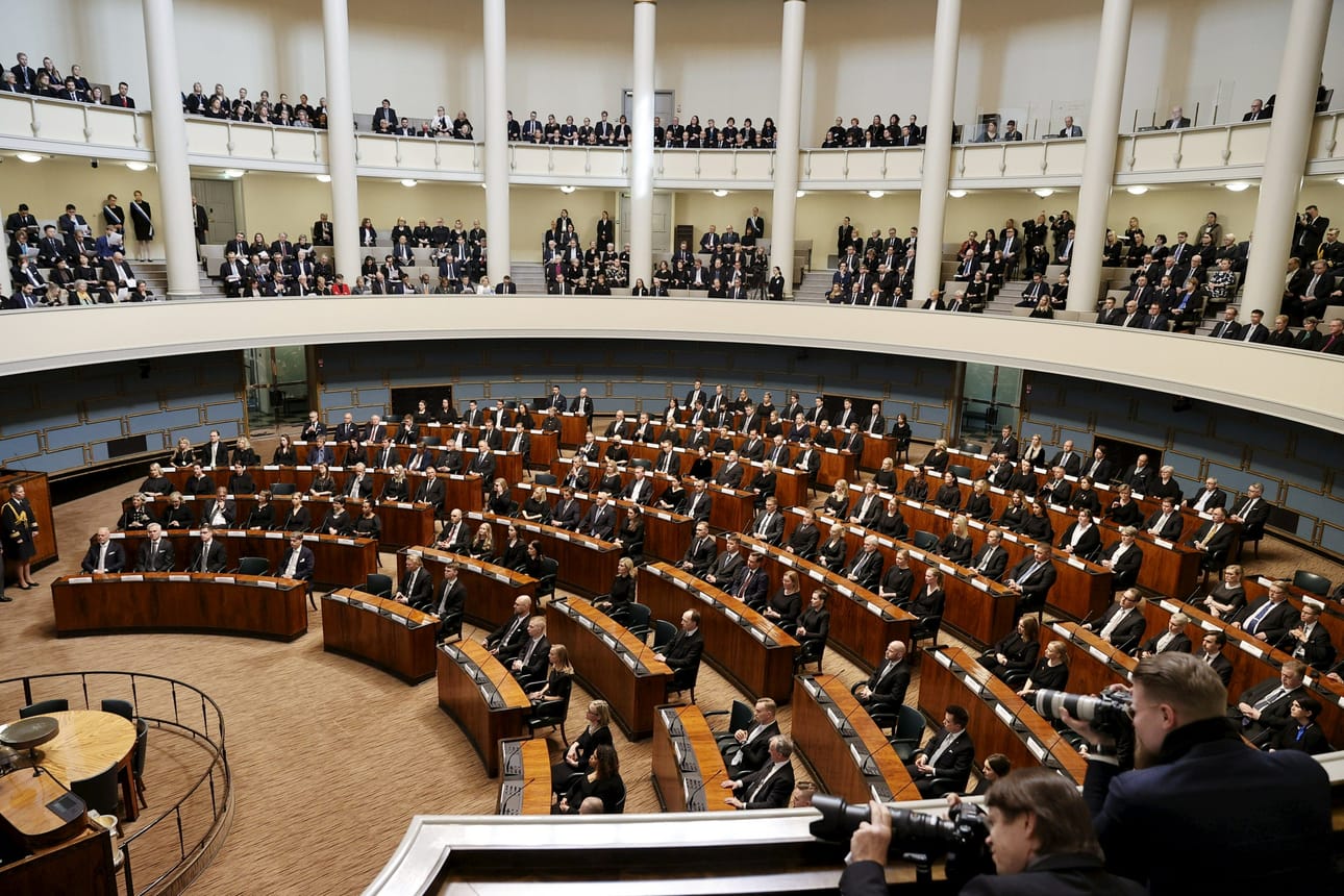 Vuoden 2022 tilinpäätöksen mukaan eduskunnan menot olivat 129,7 miljoonaa euroa vuodessa. LEHTIKUVA / ANTTI HÄMÄLÄINEN