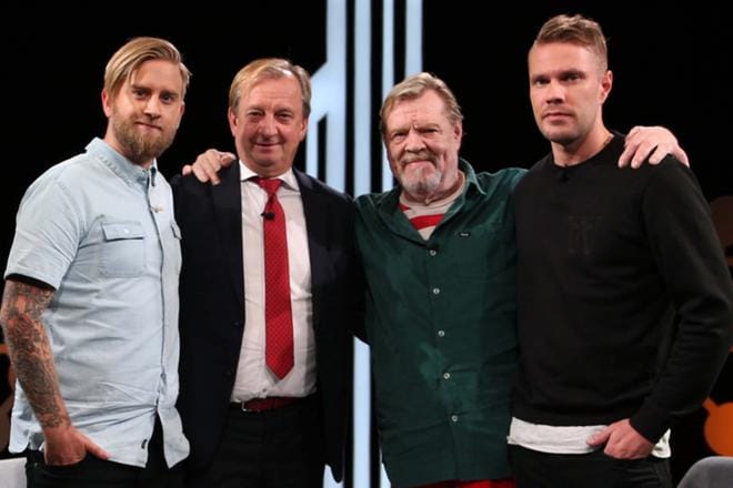 Joel ja Hjallis Harkimo haastattelevat ensimmäisessä jaksossa Vesku ja Joonas Loiria.