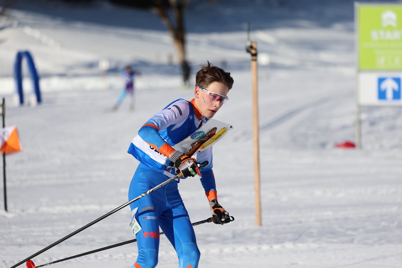 Veeti Viippola hiihtosuunnisti SM-hopeaa Puolangalla.