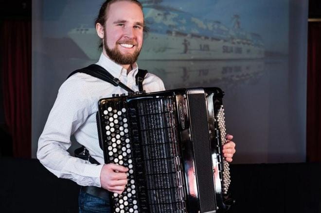 Juho Nuottimäki. KUVA: KUVAKAAPPAUS SATA-HÄME SOI -TAPAHTUMAN FACEBOOK-SIVUILTA.