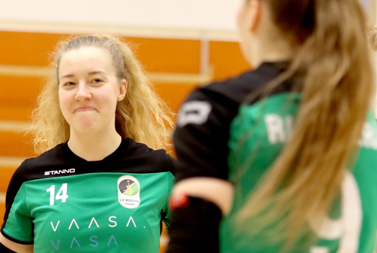 Kiiston kapteeni Alisa Mansikka-aho siirtyy liigakentille. Arkistokuva: