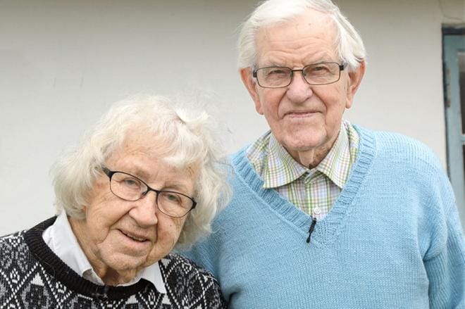 Gunnin ja Prebenin rakkaudessa on kaikki, koko elämä. He ovat olleet naimisissa 67 vuotta. KUVA: DR/Yle Kuvapalvelu