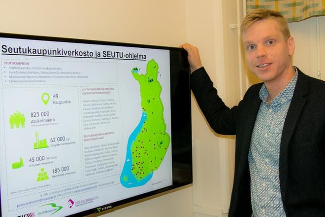 Paavo Laaksonen johtaa valtakunnallista seutukaupunkiohjelmaa, jossa on mukana 24 maakuntien kakkoskaupunkia. KUVA: JORMA HAVULA