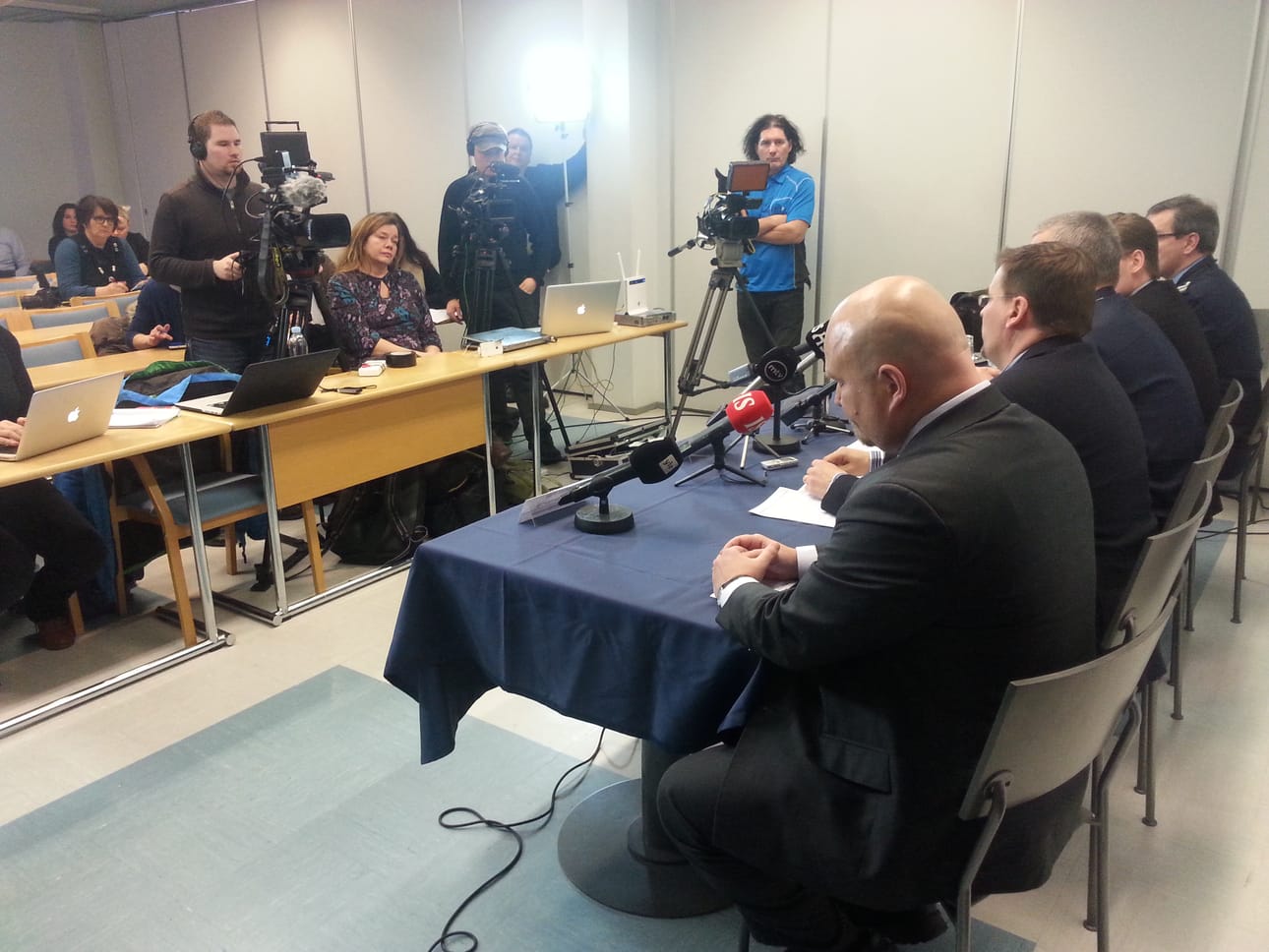 Keskusrikospoliisi ja Oulun poliisi kertovat tiedotustilaisuudessa Oulun oikeus- ja poliisitalolla.