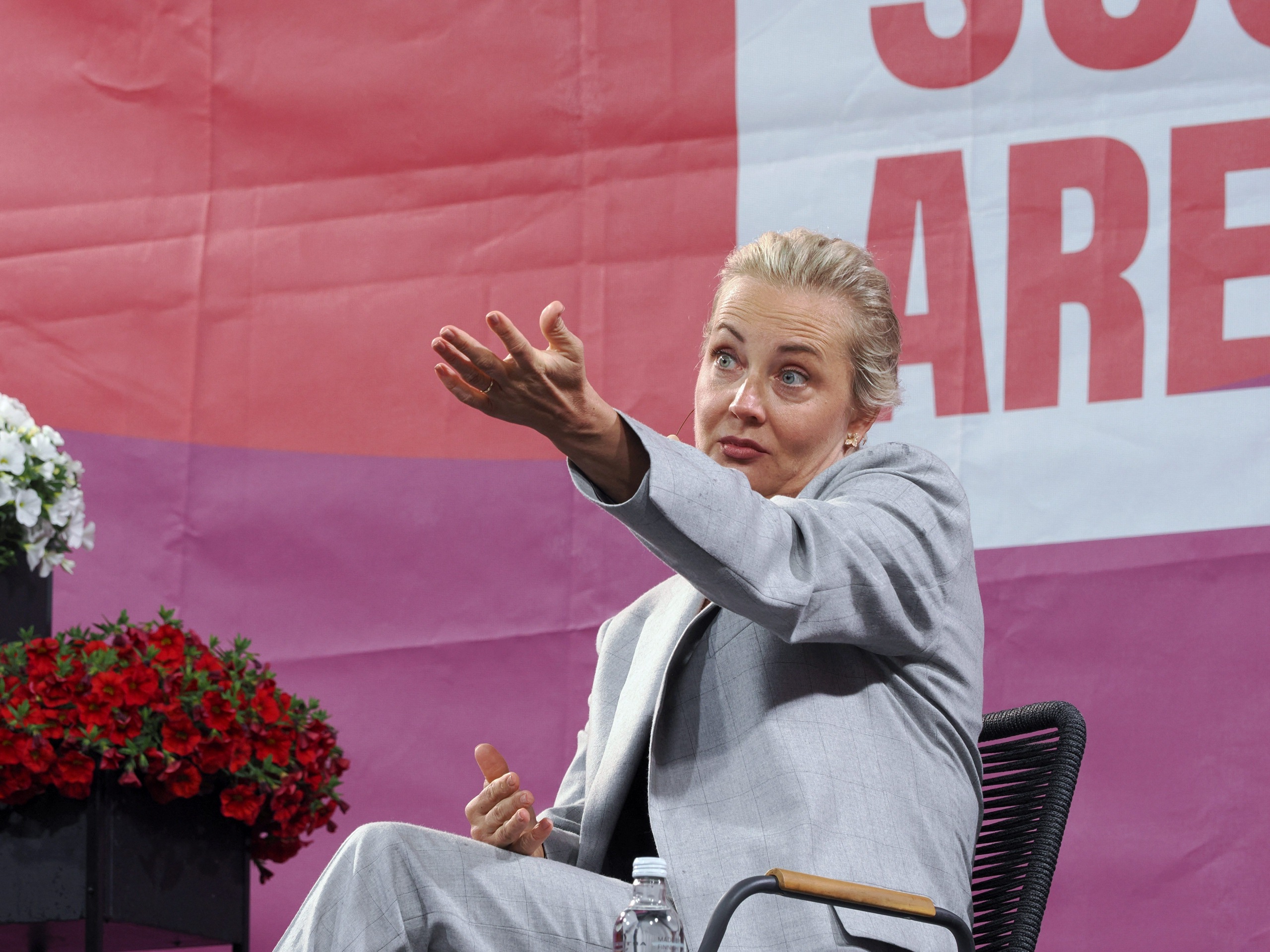 Suomessa vieraileva Julija Navalnaja: Putin pitää saada vankilaan Venäjällä