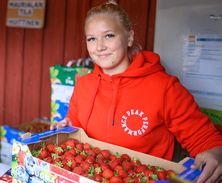 4H:n kautta 13–28-vuotiaat nuoret voivat saada palkkatyön tai he voivat perustaa oman 4H-yrityksen.