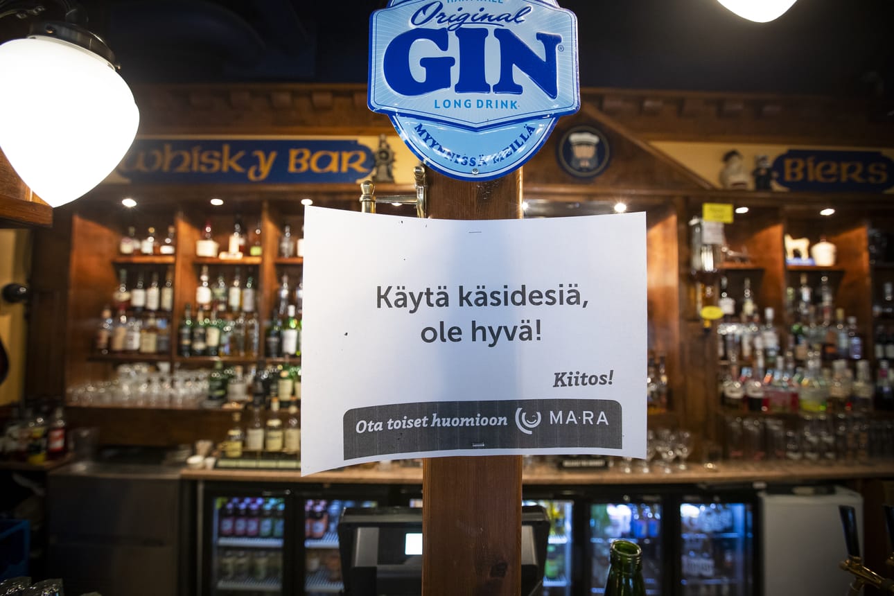 Koronavirus kurittaa ravintoloita. Nyt ne joutuvat taas sulkemaan ovensa.