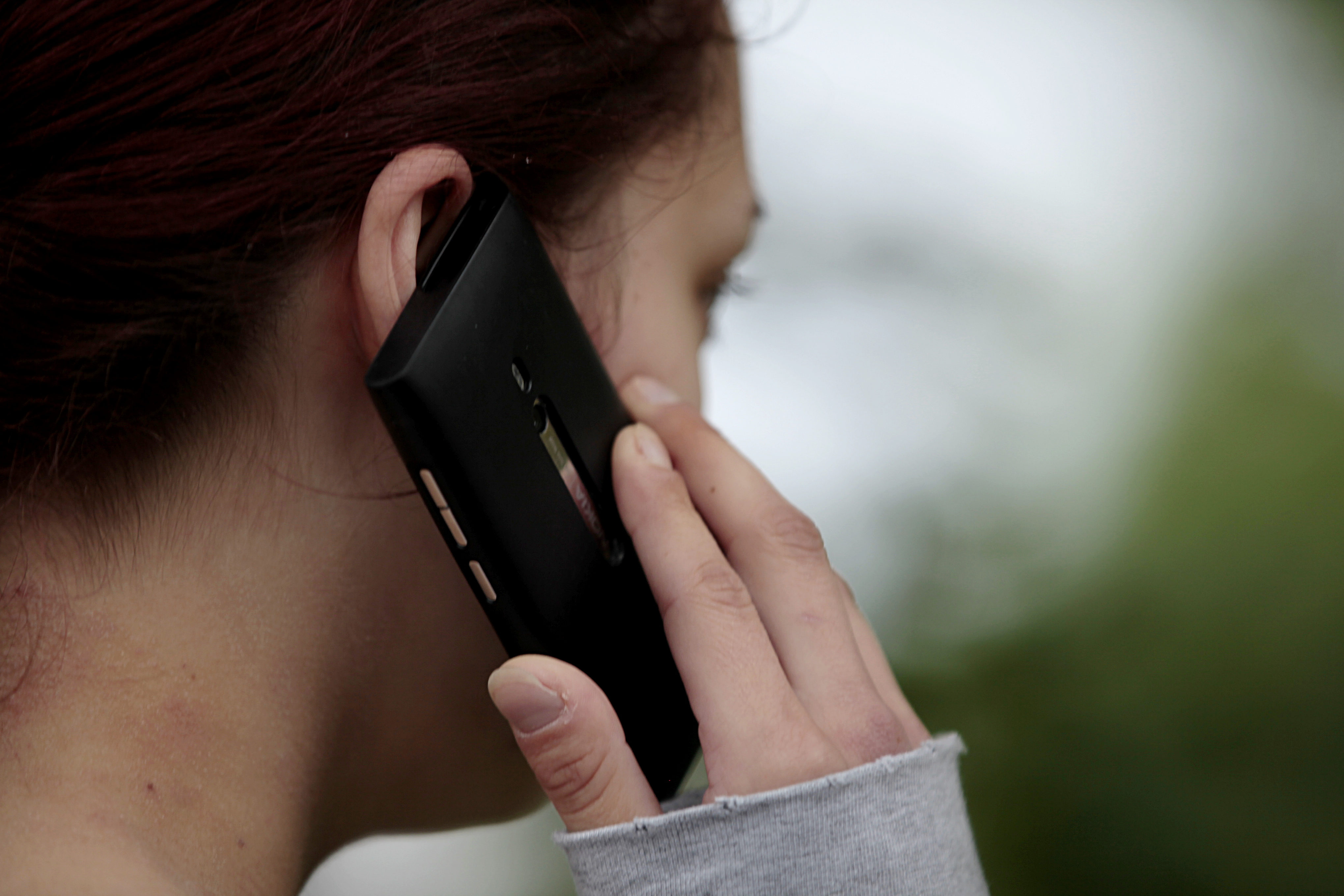 Nokia oli aikoinaan maailman suurin matkapuhelinvalmistaja. Kuvassa ensimmäisiin Lumia-sarjan laitteisiin kuulunut puhelin. Puhelimessa oli Windows-pohjainen käyttöjärjestelmä.