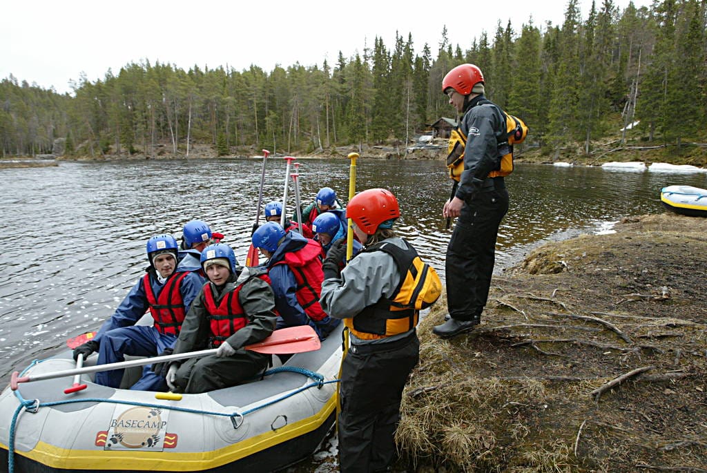 Kaukovainion koulun rehtorin, OAJ:n paikallisen puheenjohtajan Timo Kettunen painottaa luokkaretkien korkeaa tasoa. "Luokkaretkillä tutustutaan luontoon, kasveihin ja eläimiin sekä luonnossa kulkemiseen. Nykyajan lapsille retki saattaa olla ainutlaatuinen kokemus.